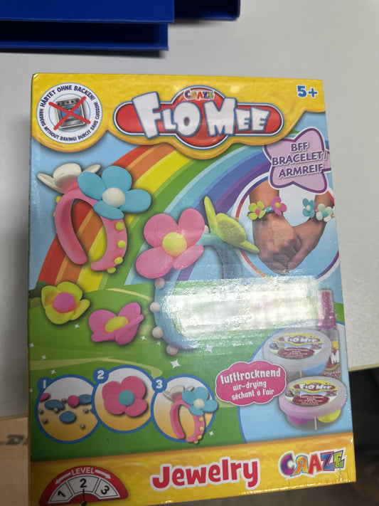 25x flo mee Mandy